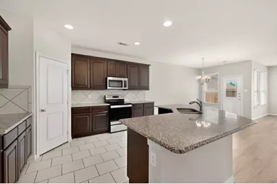 325 Iron Ore Trail, Fort Worth, TX 76131 - Photo 10