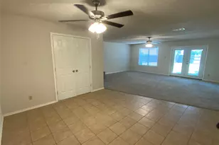 7512 Lisa Ct, Fort Worth, TX 76112 - Photo 6