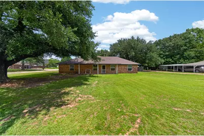 709 S Oak Street, Van, TX 75790 - Photo 2