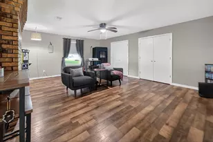 709 S Oak St, Van, TX 75790 - Photo 8