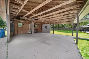 709 S Oak St, Van, TX 75790 - Photo 34
