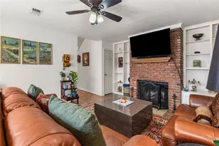 1002 W Washington St, Sherman, TX 75092 - Photo 2