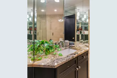 3401 Lee Parkway #104, Dallas, TX 75219 - Photo 8