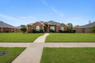 2914 Beau Dr, Mesquite, TX 75181 - Photo 1