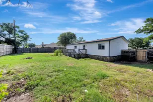 305 Branson Rd, Roanoke, TX 76262 - Photo 4
