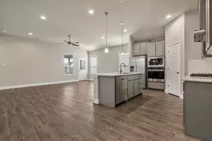 2605 Starling St, Denton, TX 76205 - Photo 6