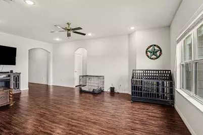 132 Willowbend Loop, Mabank, TX 75147 - Photo 6
