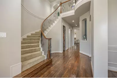 4653 Chapel Creek Drive, Plano, TX 75024 - Photo 2