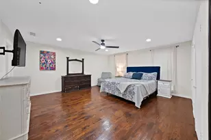 1601 Oak Meadow Dr, Irving, TX 75061 - Photo 8