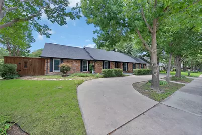1601 Oak Meadow Drive, Irving, TX 75061 - Photo 32