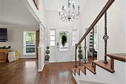 1601 Oak Meadow Drive, Irving, TX 75061 - Photo 2