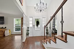 1601 Oak Meadow Dr, Irving, TX 75061 - Photo 2