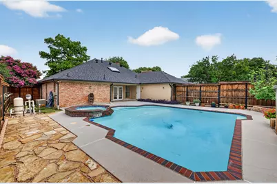 2340 Highlands Creek Road, Carrollton, TX 75007 - Photo 30