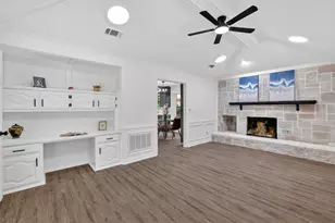 2340 Highlands Creek Rd, Carrollton, TX 75007 - Photo 14