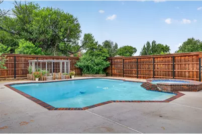 2340 Highlands Creek Road, Carrollton, TX 75007 - Photo 28