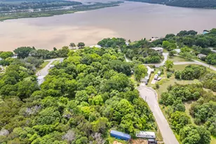 5719 Canyon Creek Ct, Granbury, TX 76048 - Photo 1