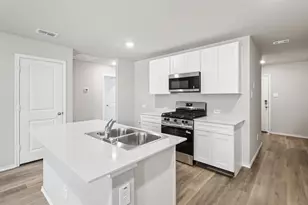 4128 Woodhill Bnd Dr, Fort Worth, TX 76036 - Photo 4