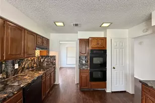 [Address not provided], Dallas, TX 75243 - Photo 4