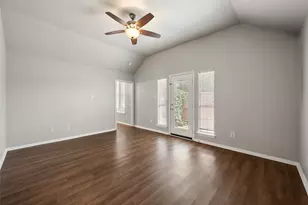 412 Springhill Ct, Burleson, TX 76028 - Photo 4