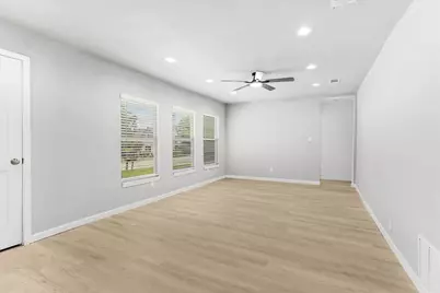 408 N Gowdy Street, Whitewright, TX 75491 - Photo 6