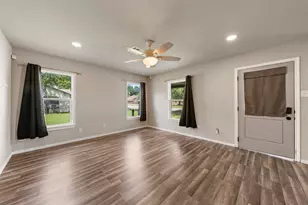 3607 Wheeler St, Waco, TX 76705 - Photo 2