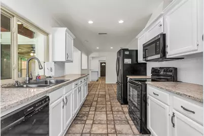 5009 Middleton Circle, The Colony, TX 75056 - Photo 16
