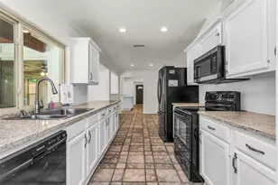 5009 Middleton Cir, The Colony, TX 75056 - Photo 16