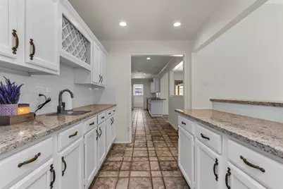 5009 Middleton Circle, The Colony, TX 75056 - Photo 14