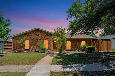 5009 Middleton Circle, The Colony, TX 75056 - Photo 1