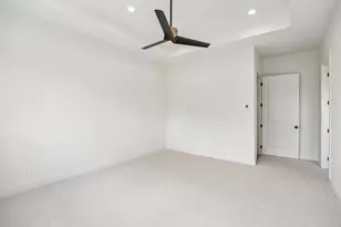 419 Cameron Ave, Dallas, TX 75223 - Photo 16