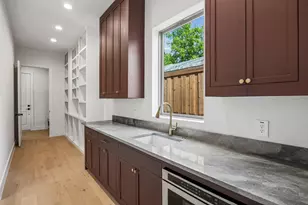 419 Cameron Ave, Dallas, TX 75223 - Photo 10