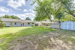 433 Linda Dr, Burleson, TX 76028 - Photo 28