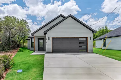 5622 Van Horn Drive, Granbury, TX 76048 - Photo 1