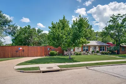 510 Northside Avenue, Lewisville, TX 75057 - Photo 2