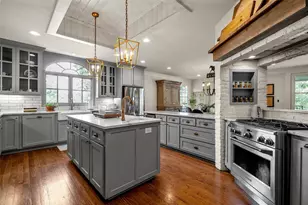 3601 Hillcrest Dr, Waco, TX 76708 - Photo 14
