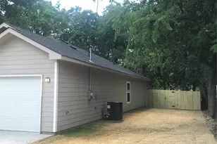 1719 Park St, Commerce, TX 75428 - Photo 18