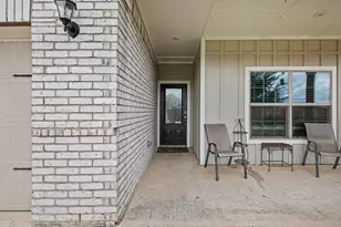 304 Lowery Oaks Trl, Fort Worth, TX 76120 - Photo 4