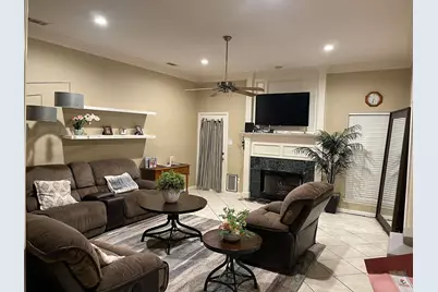 747 E 6th Street, Krum, TX 76249 - Photo 4