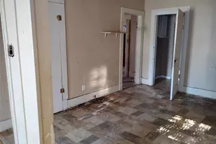 728 W Elm St, Denison, TX 75020 - Photo 8