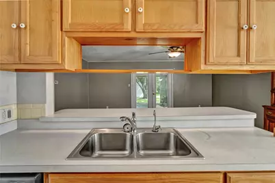 1008 Westminister Court, Arlington, TX 76015 - Photo 12
