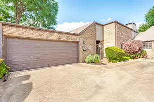 2719 Fairway Park St, Grand Prairie, TX 75050 - Photo 1