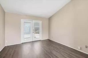6733 Dandelion Dr, Fort Worth, TX 76137 - Photo 10