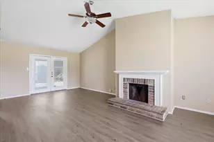 6733 Dandelion Dr, Fort Worth, TX 76137 - Photo 6