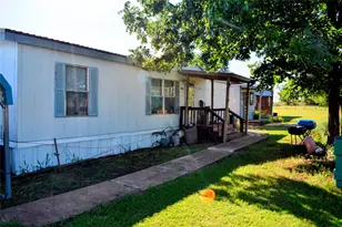 2202 Eagle Ct, Venus, TX 76084 - Photo 4