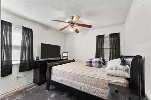 7051 Hodde St, Dallas, TX 75217 - Photo 8