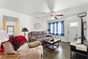 7051 Hodde St, Dallas, TX 75217 - Photo 6
