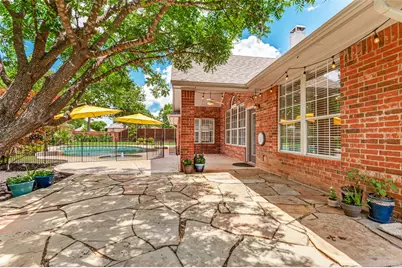 411 Greenway Court, Coppell, TX 75019 - Photo 4