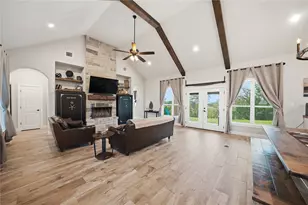 248 Scenic Wood Dr, Reno, TX 76020 - Photo 14