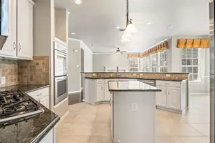 2233 Beechwood Ln, Flower Mound, TX 75028 - Photo 12