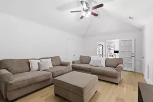 2336 Highlands Creek Rd, Carrollton, TX 75007 - Photo 10